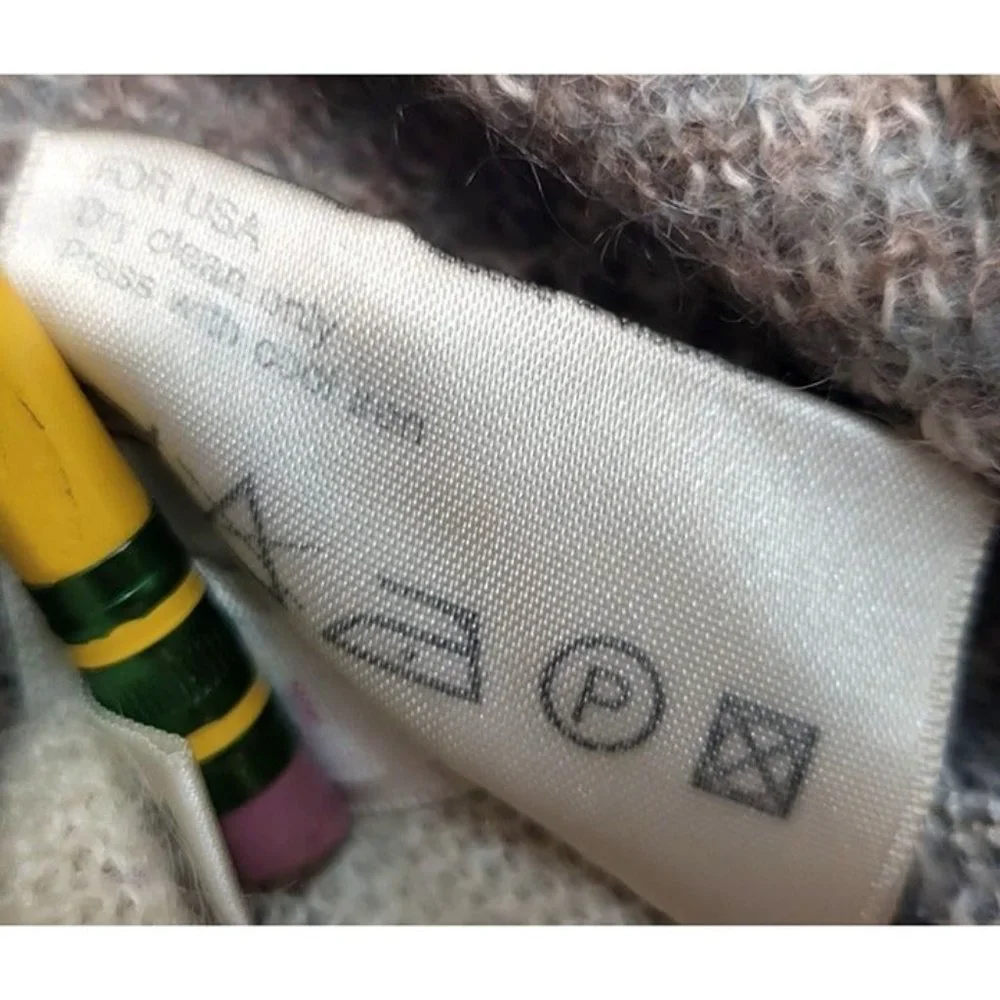 Vintage BOGNER Cardigan Aztec Cat Print Nordic Outdoor Mohair Sweater WOMENS 10 - Picture 9 of 11